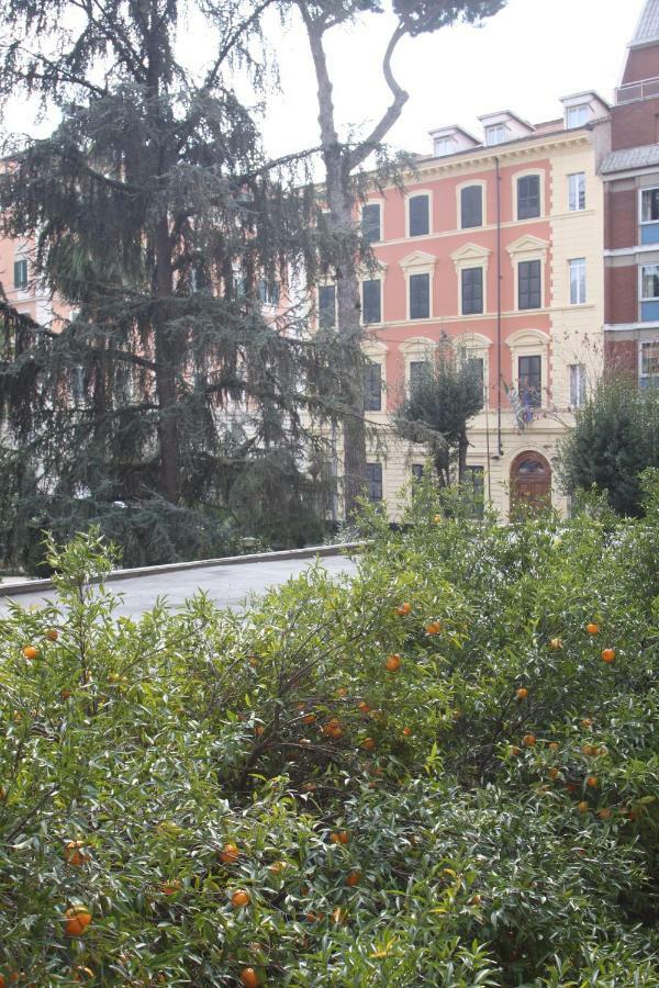 Wellnessinnrome Shortlet エクステリア 写真